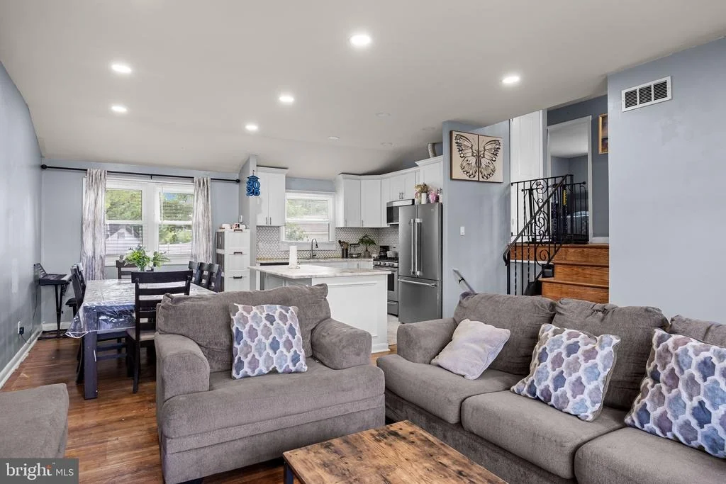 Photo of 200 HENDRICKSON