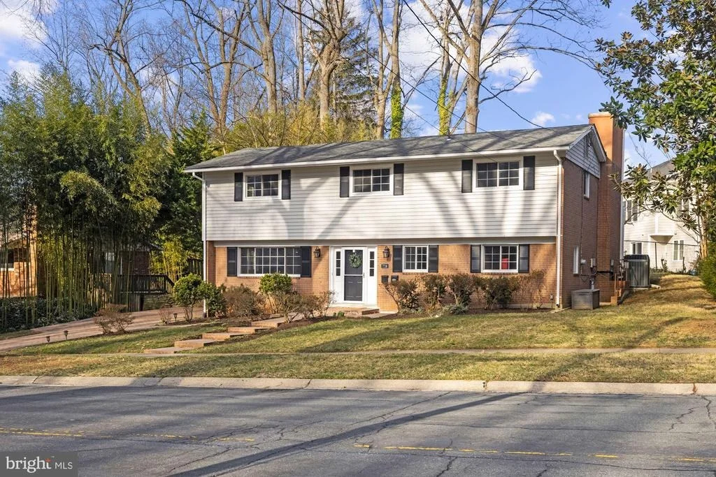 Photo of 7716 BEECH TREE ROAD