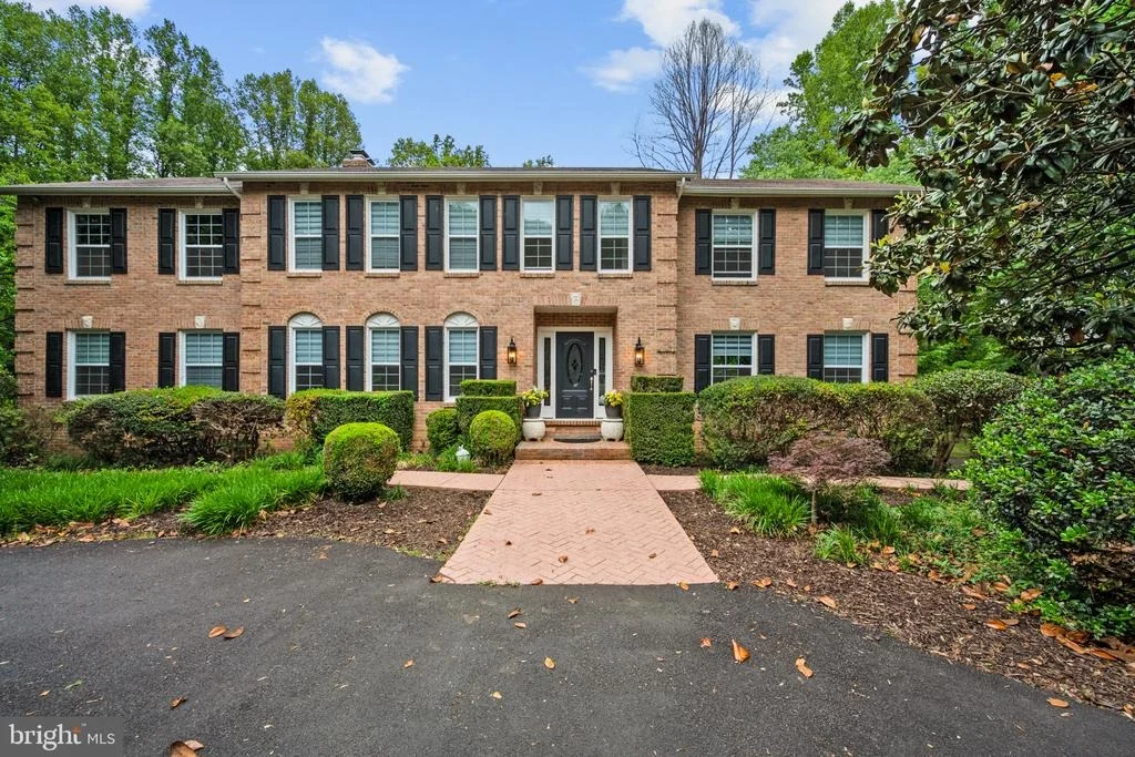 Photo of 13112 LAUREL GLEN ROAD