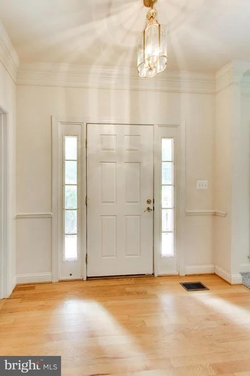 Photo of 6228 GARDEN ROAD