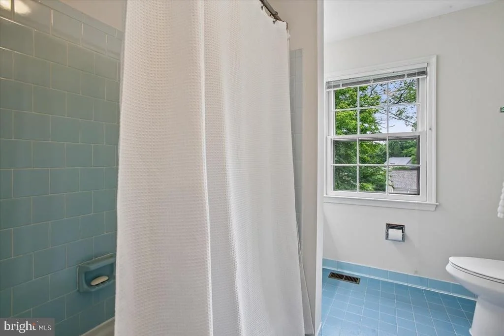 Photo of 9208 FALL RIVER LANE