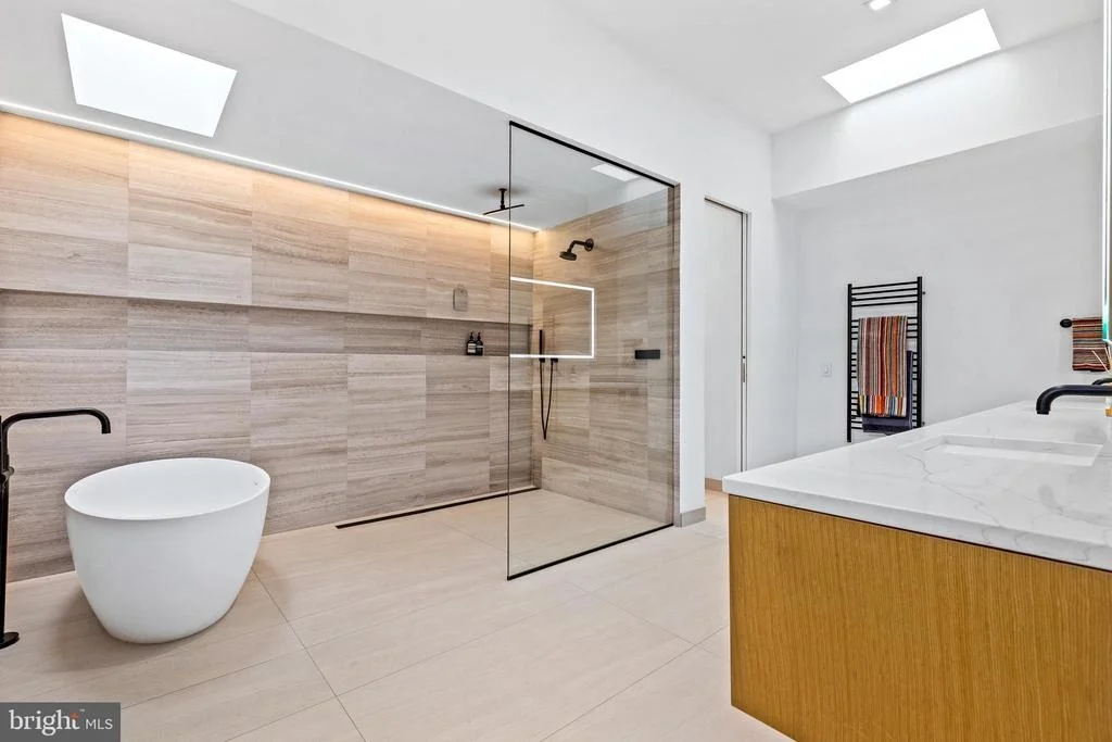 Photo of 7216 DAVIS COURT
