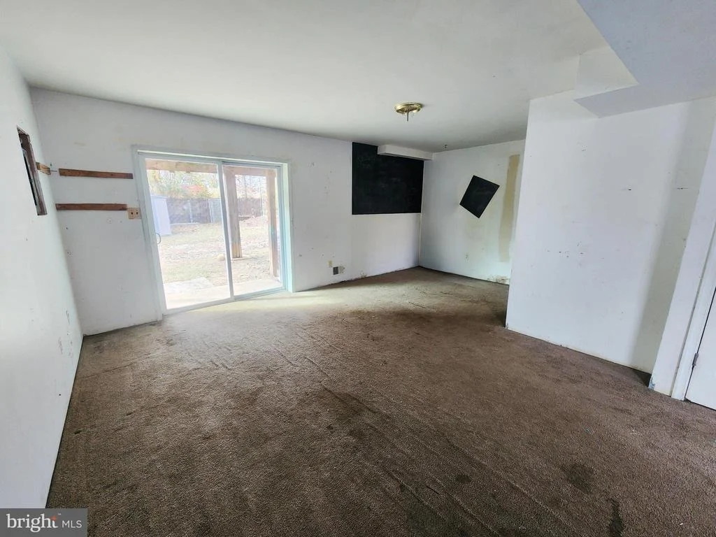 Photo of 9569 WHISKEY BOTTOM ROAD