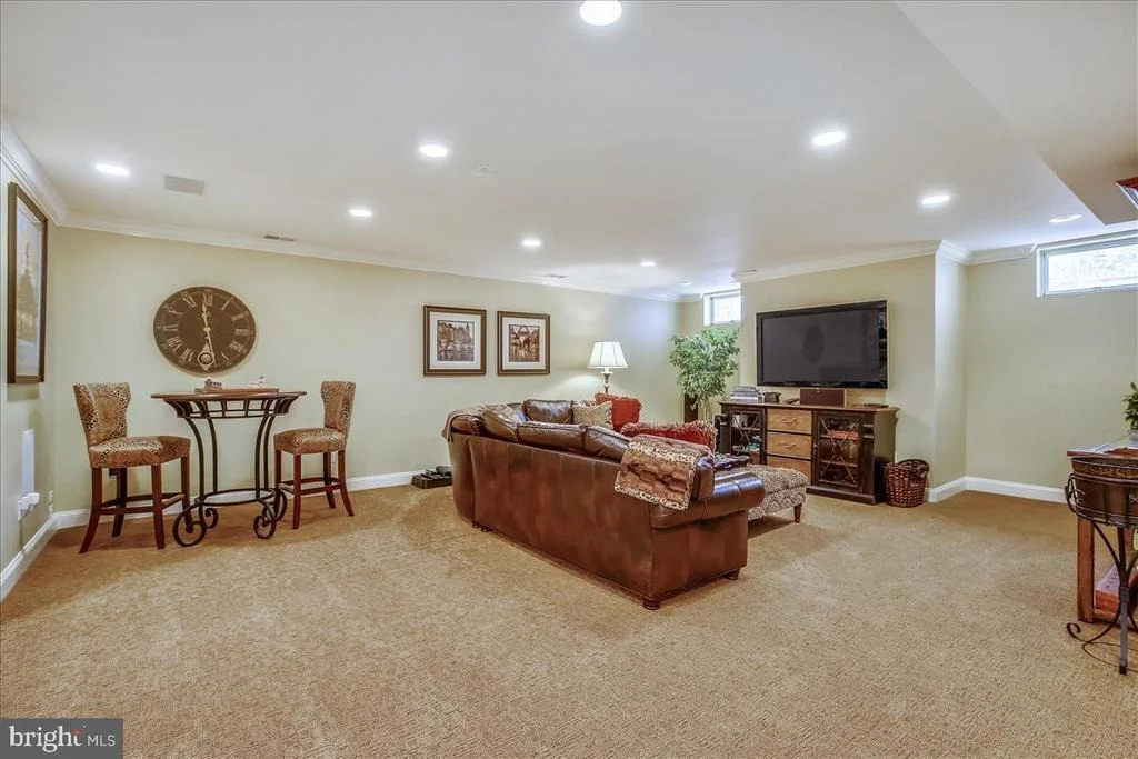 Photo of 21129 GOLF ESTATES DRIVE