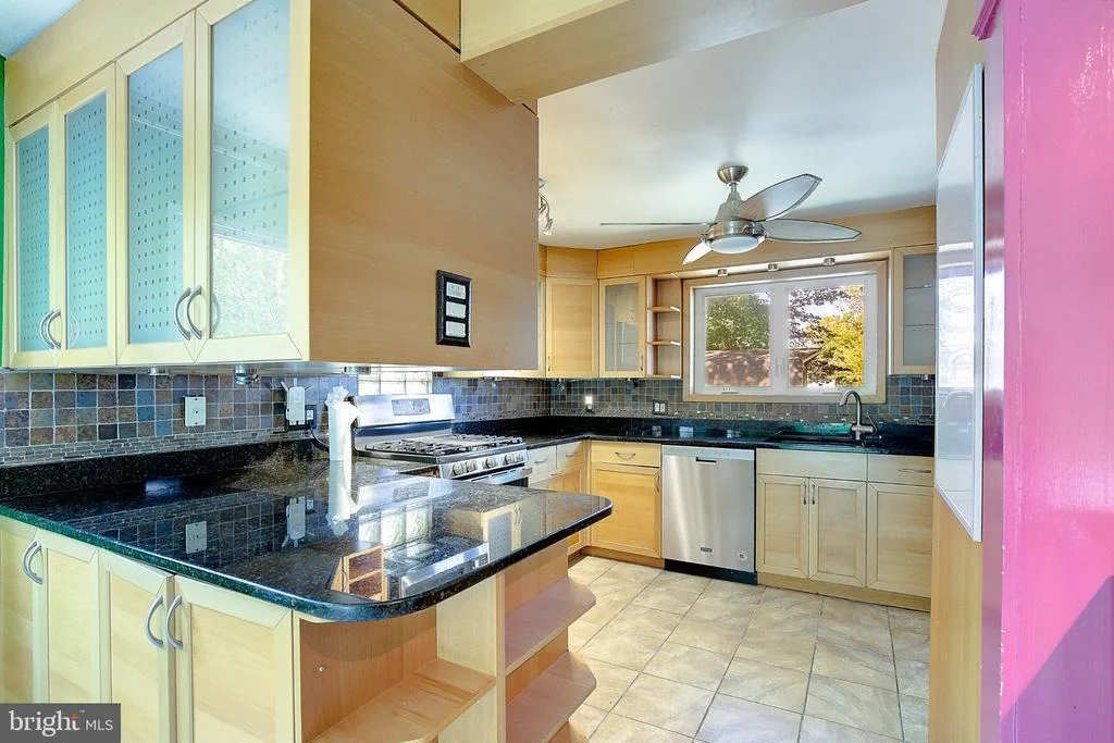 Photo of 1729 SHORE DRIVE