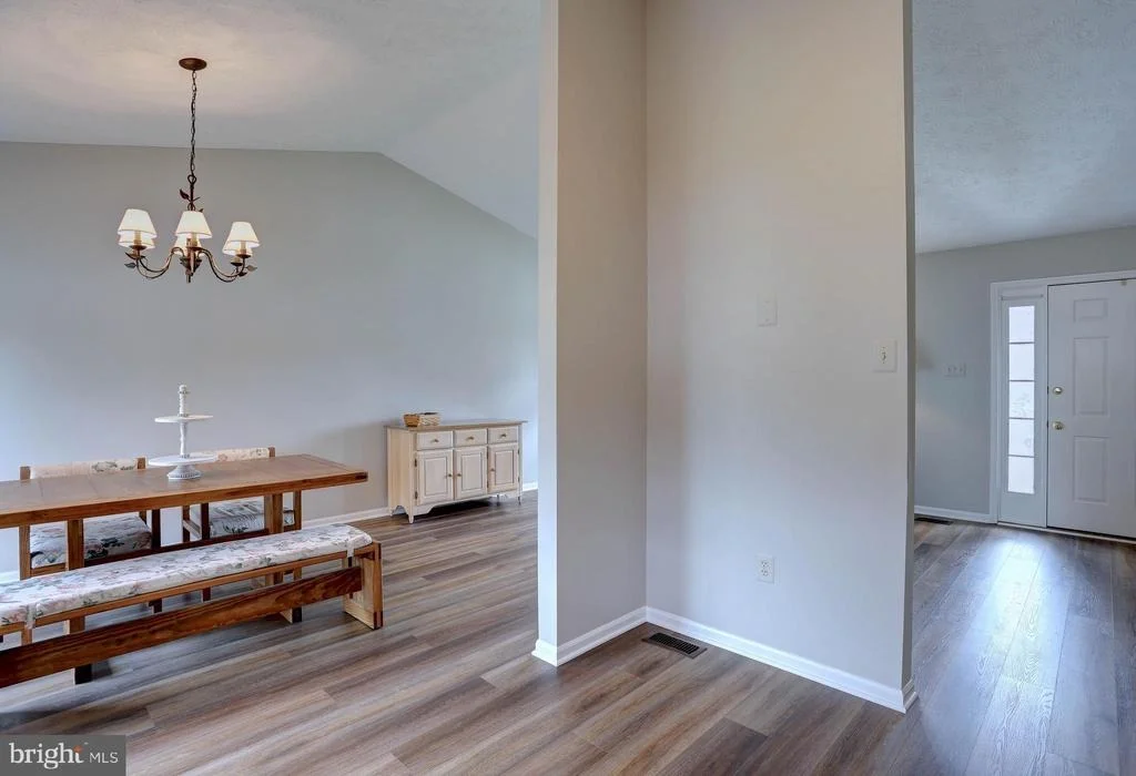 Photo of 9363 KINGS GRANT ROAD
