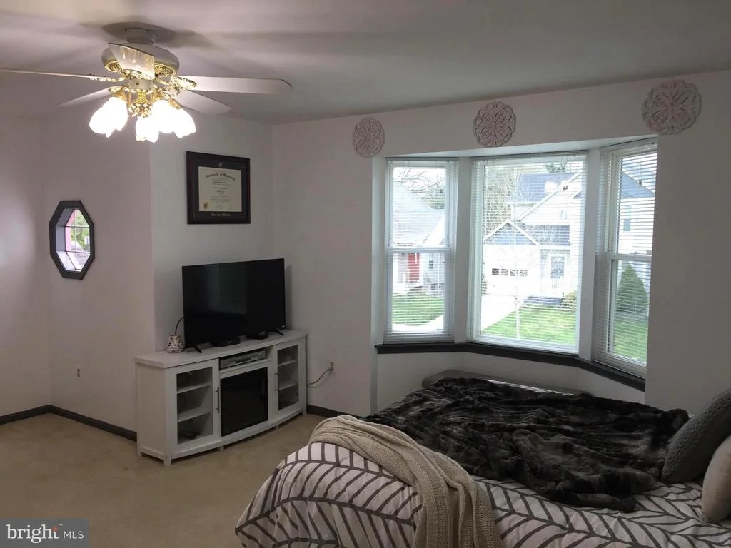 Photo of 7233 CARRIAGE HILL DRIVE