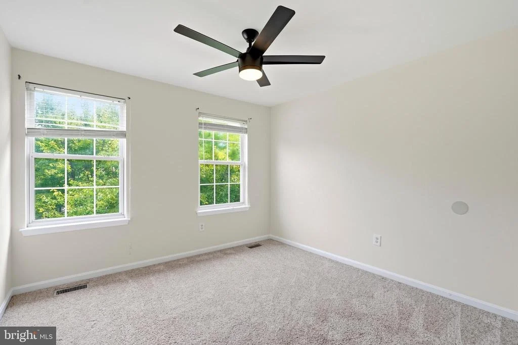 Photo of 5082 SPRINGHOUSE CIRCLE