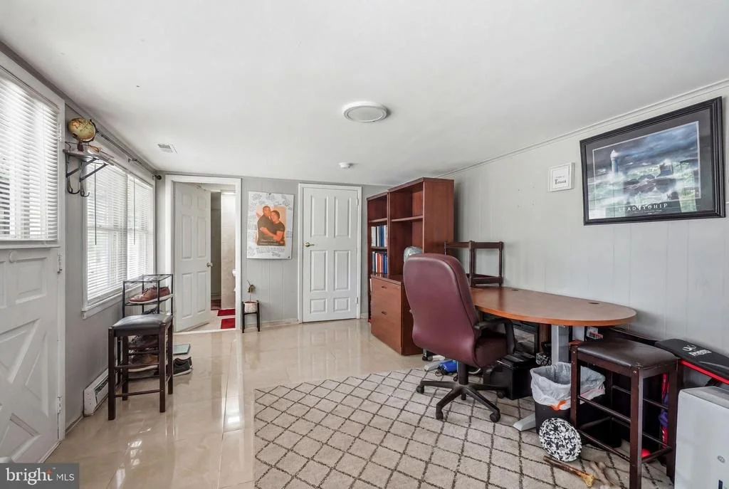 Photo of 300 COLUMBIA BOULEVARD