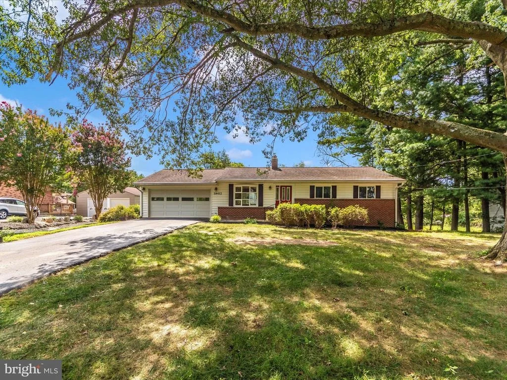 Photo of 19412 MUNCASTER ROAD