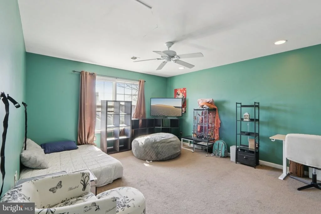 Photo of 187 COMPASS ROAD