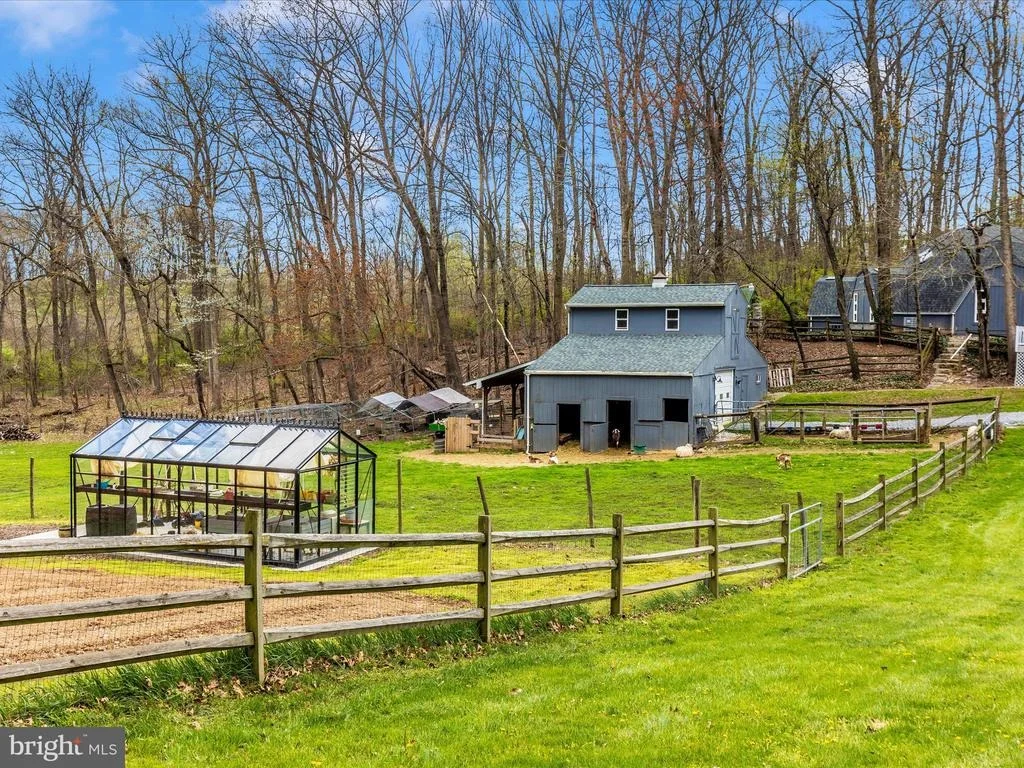 Photo of 111 BACHMANS VALLEY ROAD