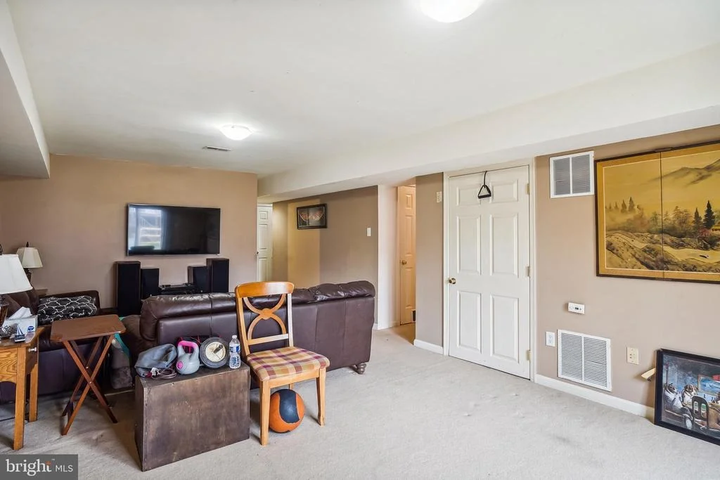 Photo of 234 SHANNONBROOK LANE