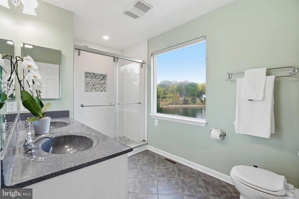 Photo of 426 RIVERSIDE DRIVE