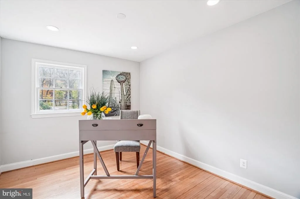 Photo of 7110 RIVERDALE ROAD