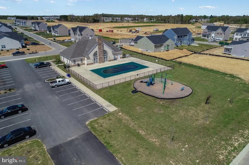 Photo of 252 WILLOWWOOD DRIVE