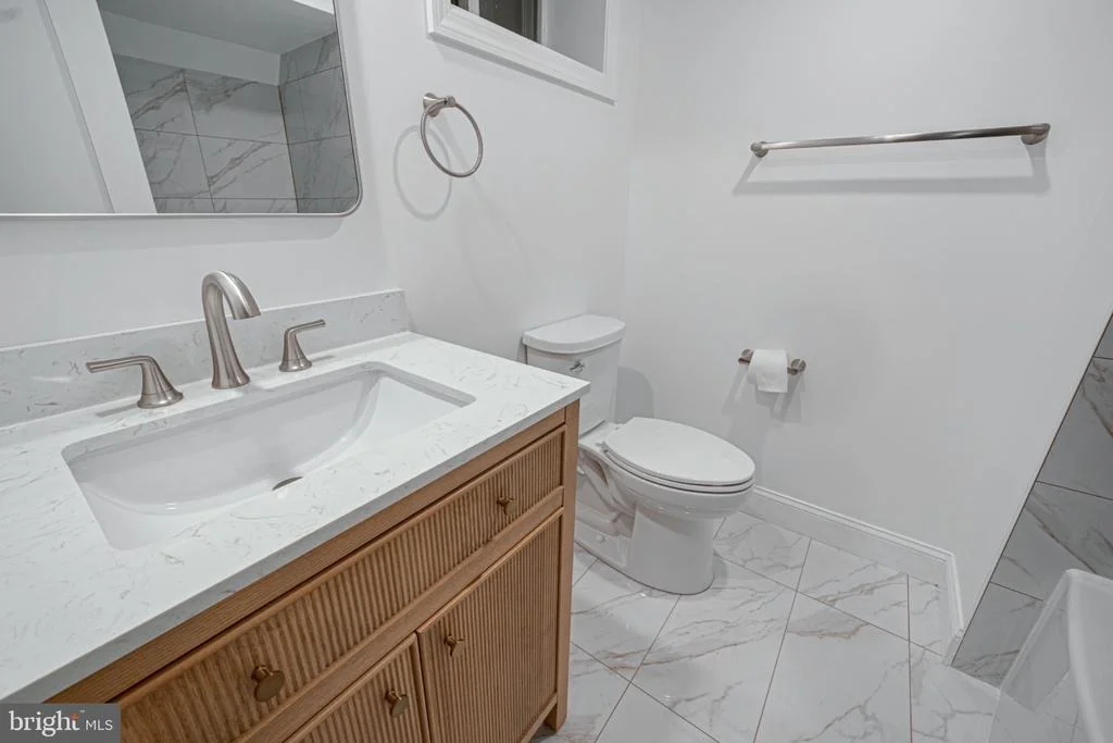 Photo of 1124 45TH PLACE SE
