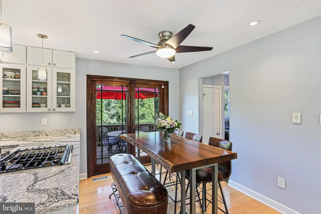 Photo of 8668 FELSVIEW DRIVE