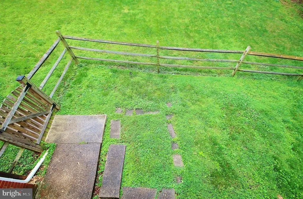 Photo of 5504 INVERCHAPEL ROAD