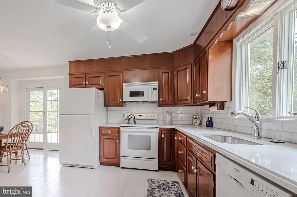 Photo of 49 TENBY CHASE DRIVE