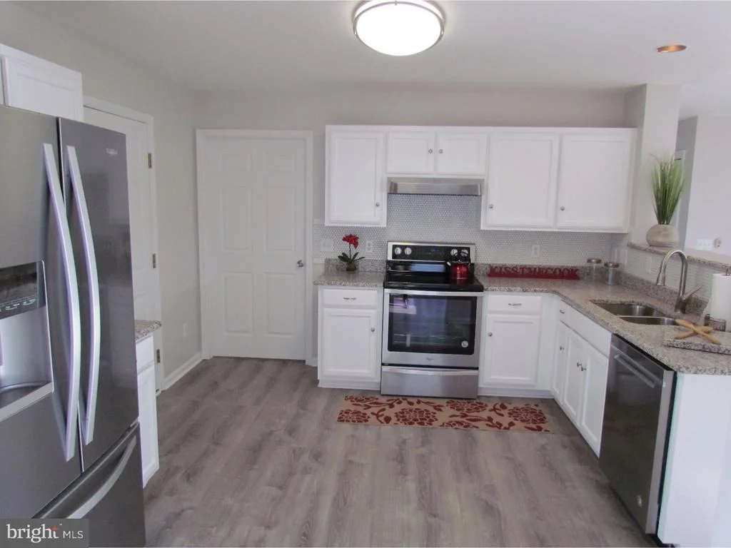 Photo of 431 EVELYNDALE DRIVE