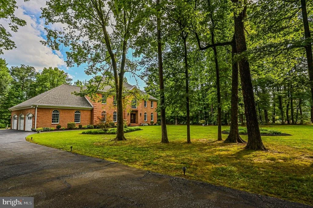 Photo of 5805 HALLOWING DRIVE