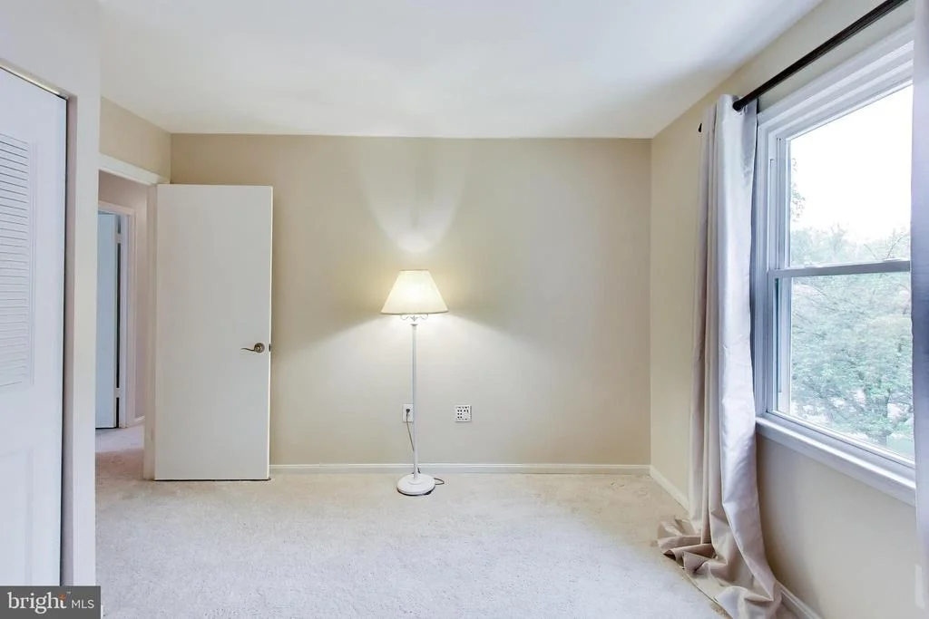 Photo of 5125 KING DAVID BOULEVARD