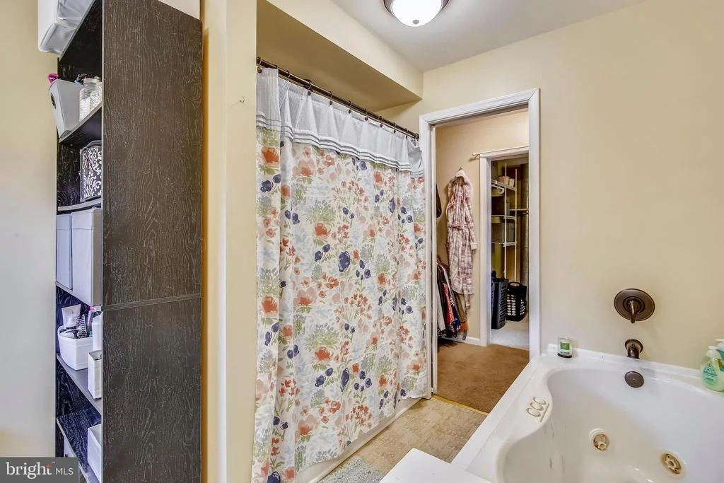 Photo of 19510 THOMAS DRIVE
