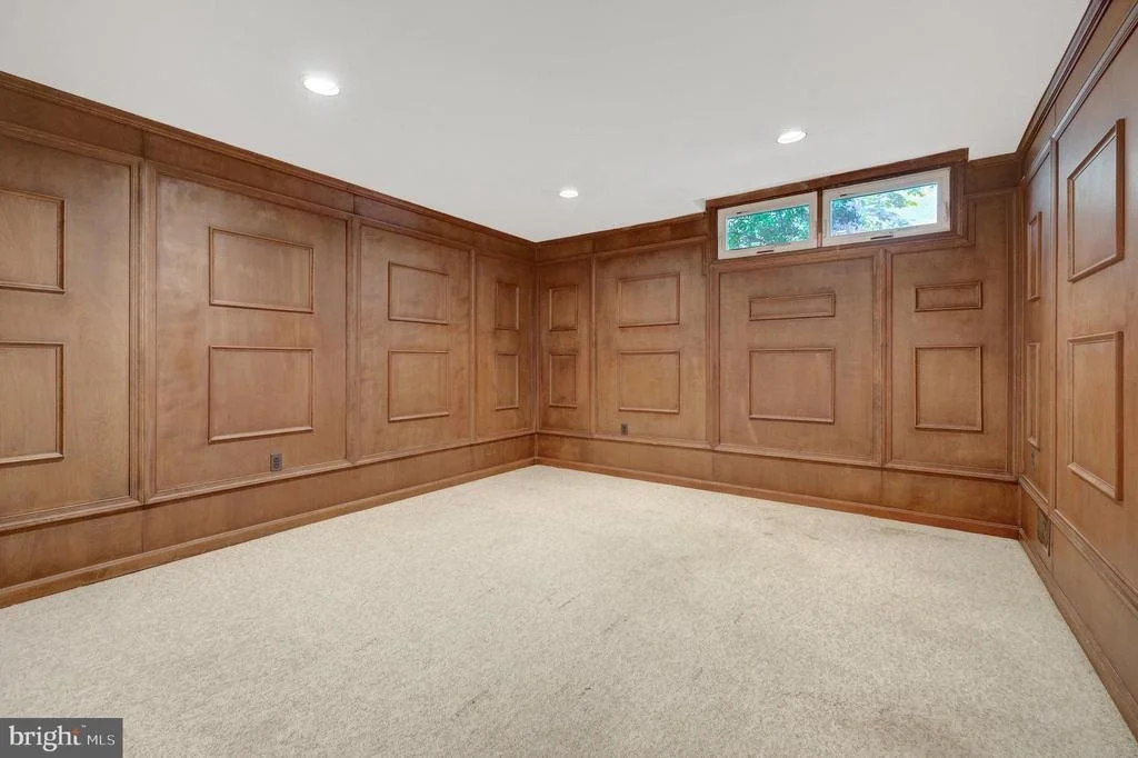 Photo of 1468 HIGHWOOD DRIVE