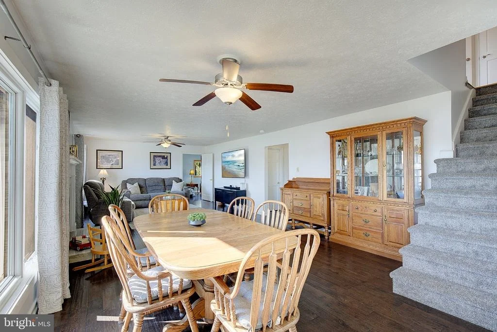 Photo of 8107 VENTNOR ROAD