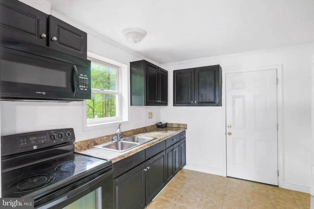 Photo of 1470 EVERETTS CORNER ROAD