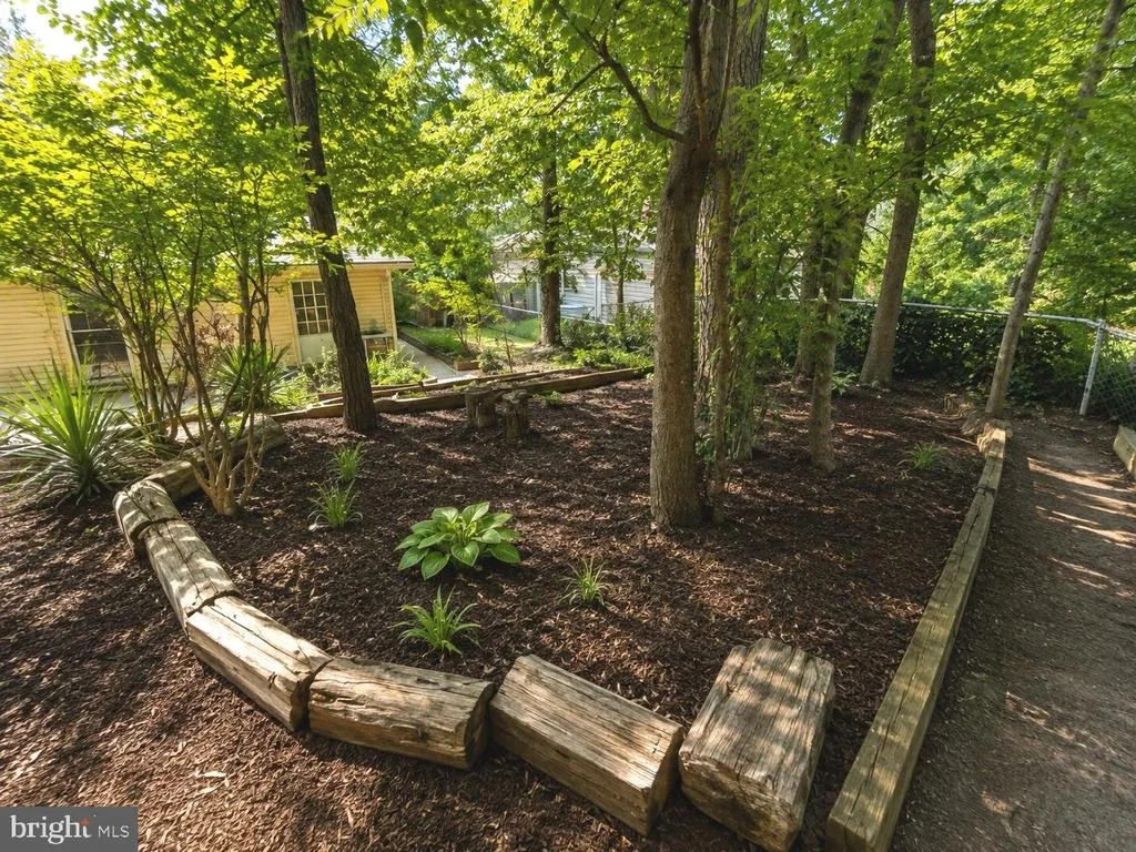 Photo of 8804 STRAUSE COURT