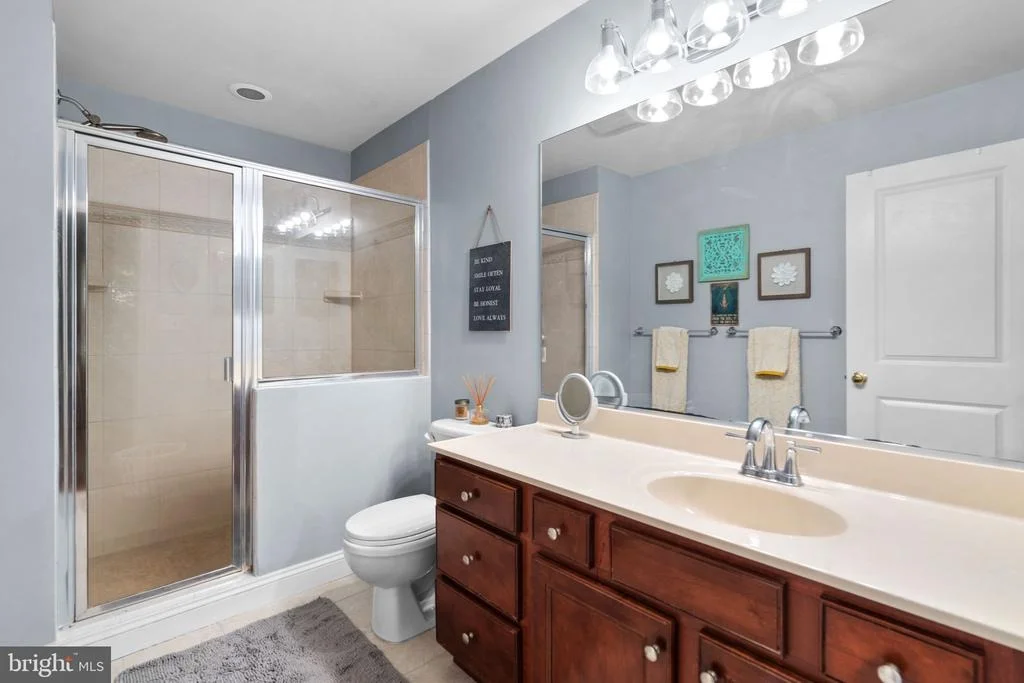 Photo of 4117 QUEEN MARY DRIVE