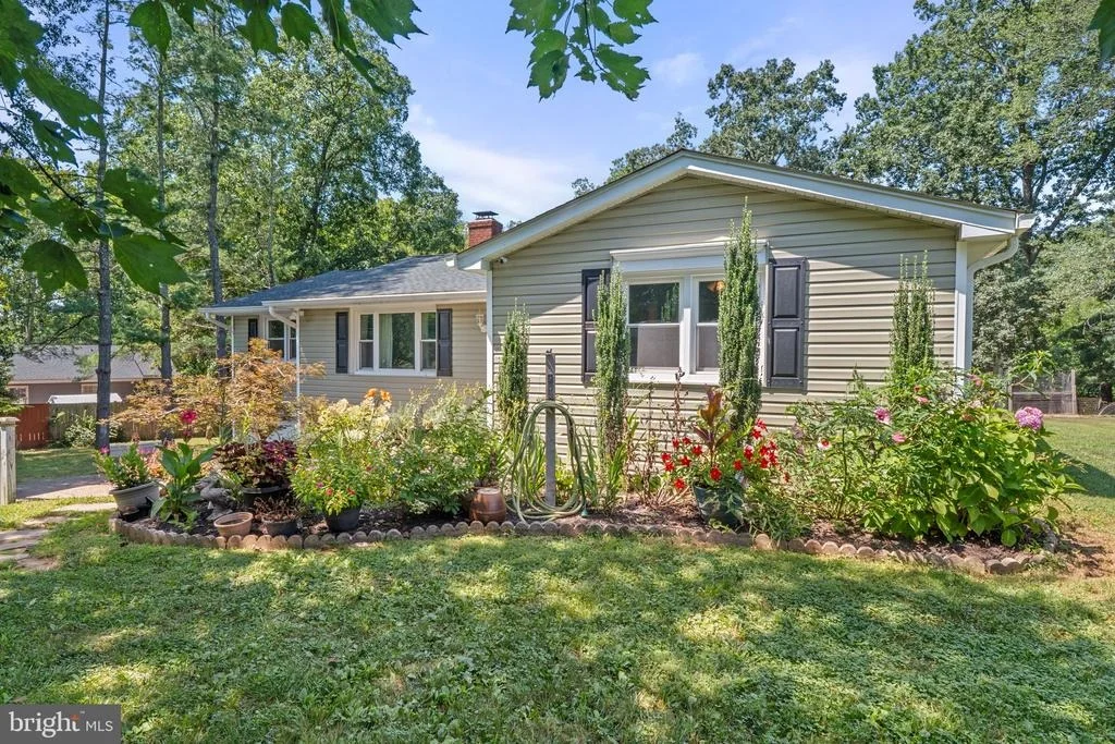 Photo of 23439 WATSON ROAD