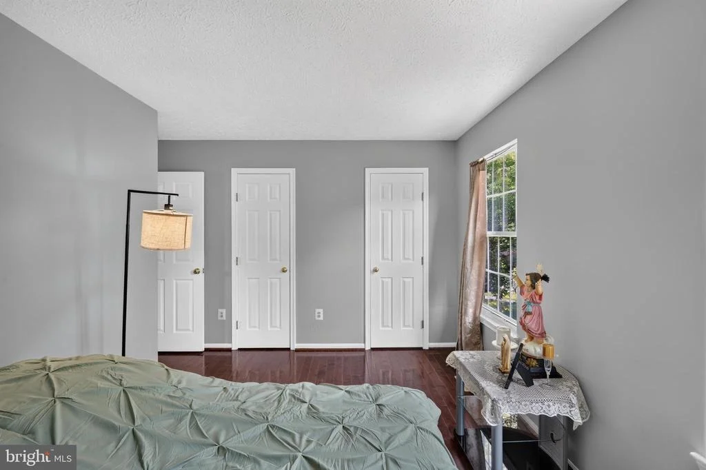 Photo of 19319 PLUMMER DRIVE
