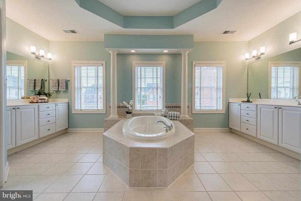 Photo of 4000 BELVEDERE LANE