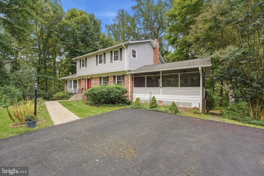 Photo of 12504 DAVAN DRIVE