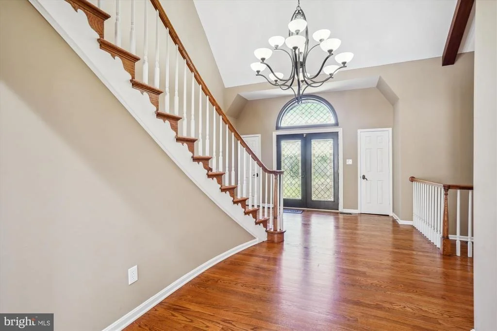 Photo of 18604 WILLOW OAK DRIVE