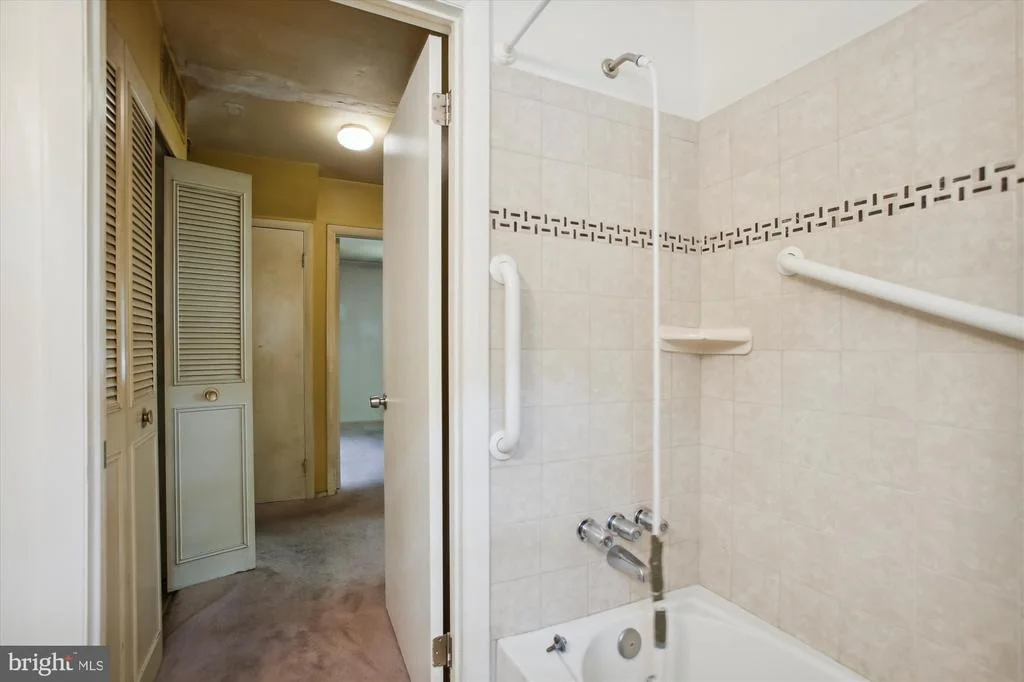 Photo of 12833 POINT PLEASANT DRIVE