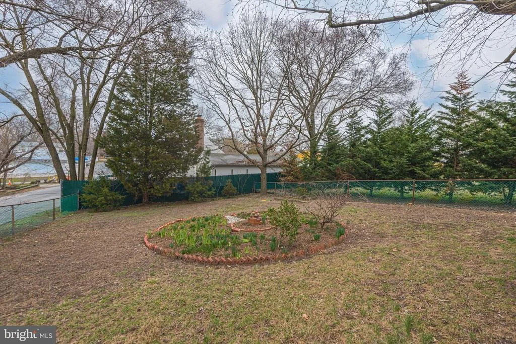 Photo of 8429 MAIN AVENUE