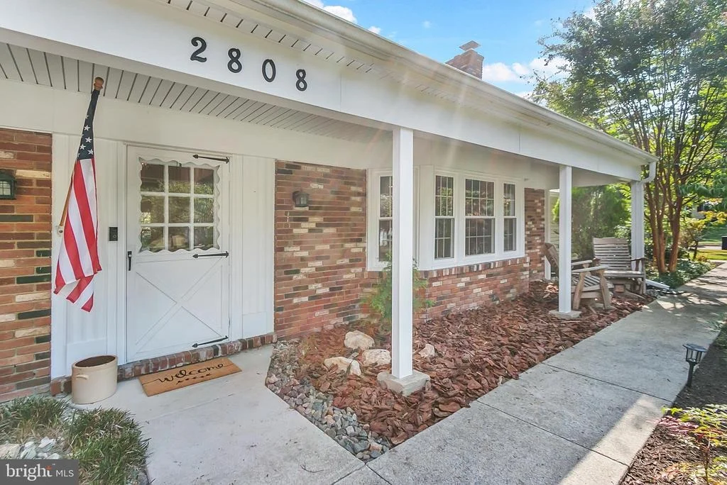 Photo of 2808 VILLAGE LANE