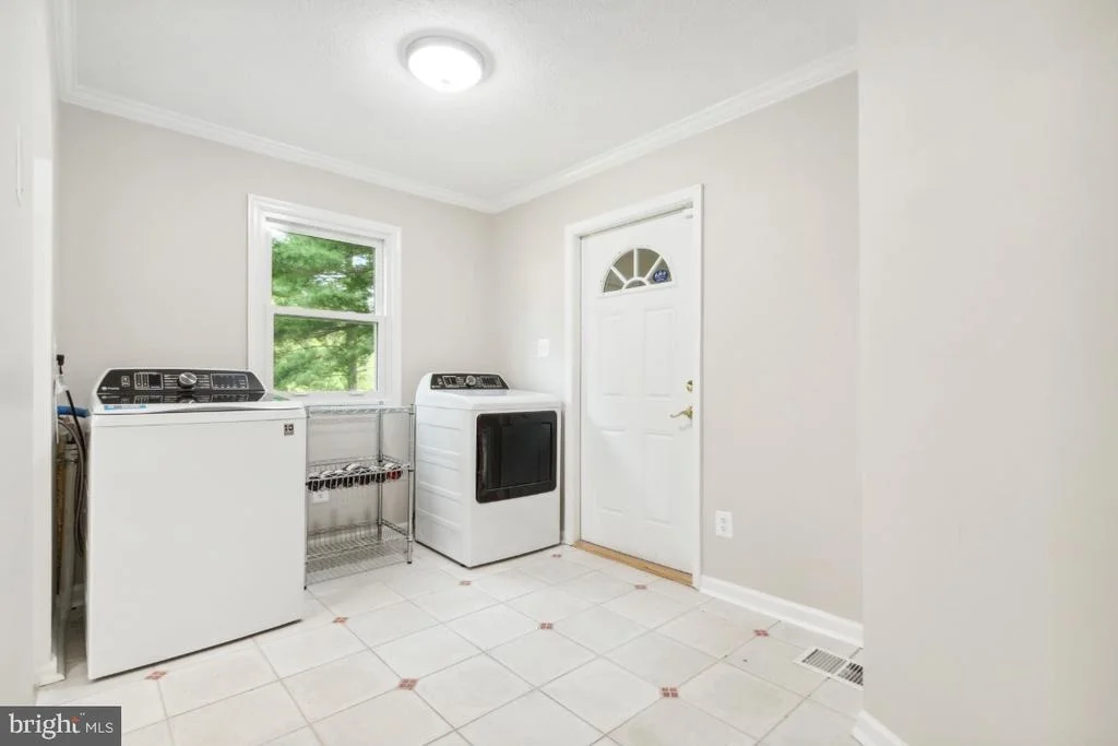 Photo of 4092 FALLWAY LANE