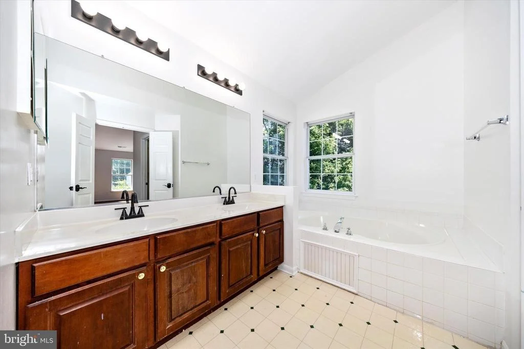 Photo of 803 APACHE COURT