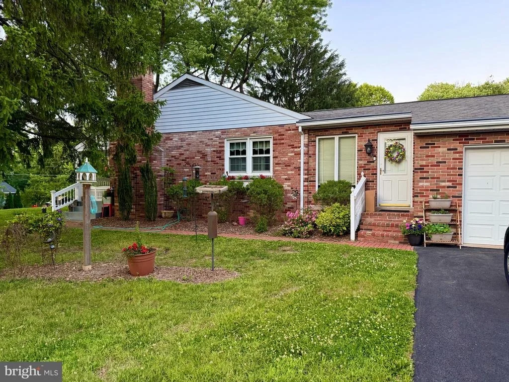 Photo of 9304 GUE ROAD