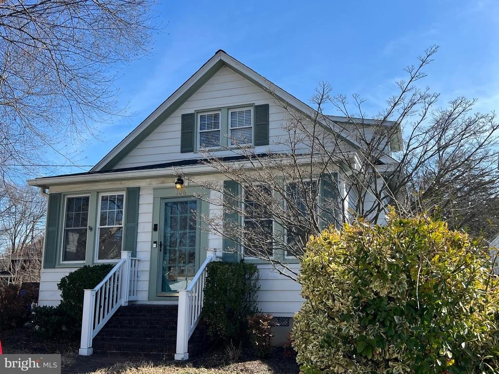 Photo of 106 LINDEN AVENUE