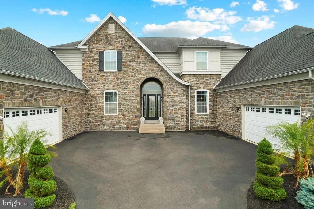 Photo of 4 SHADY PINES DRIVE