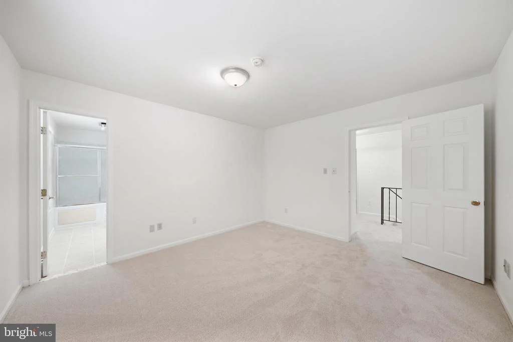 Photo of 1052 RIDGE ROAD