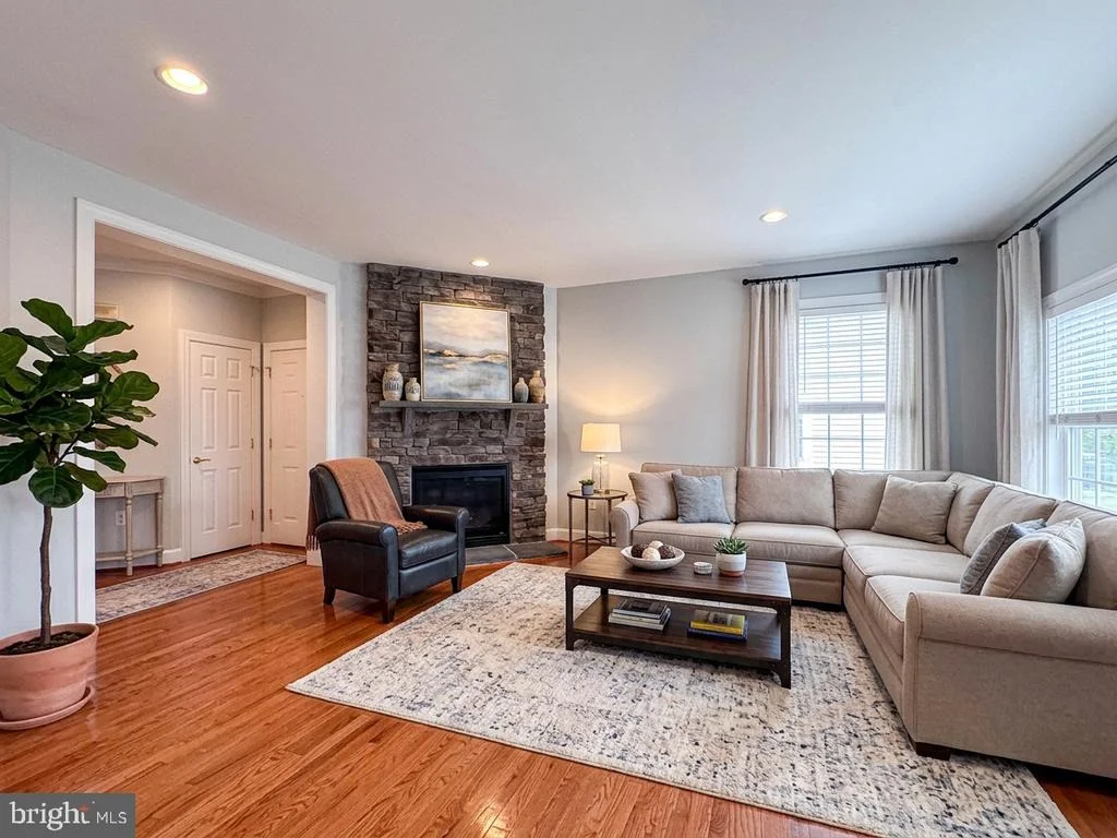 Photo of 42631 EXPLORER DRIVE