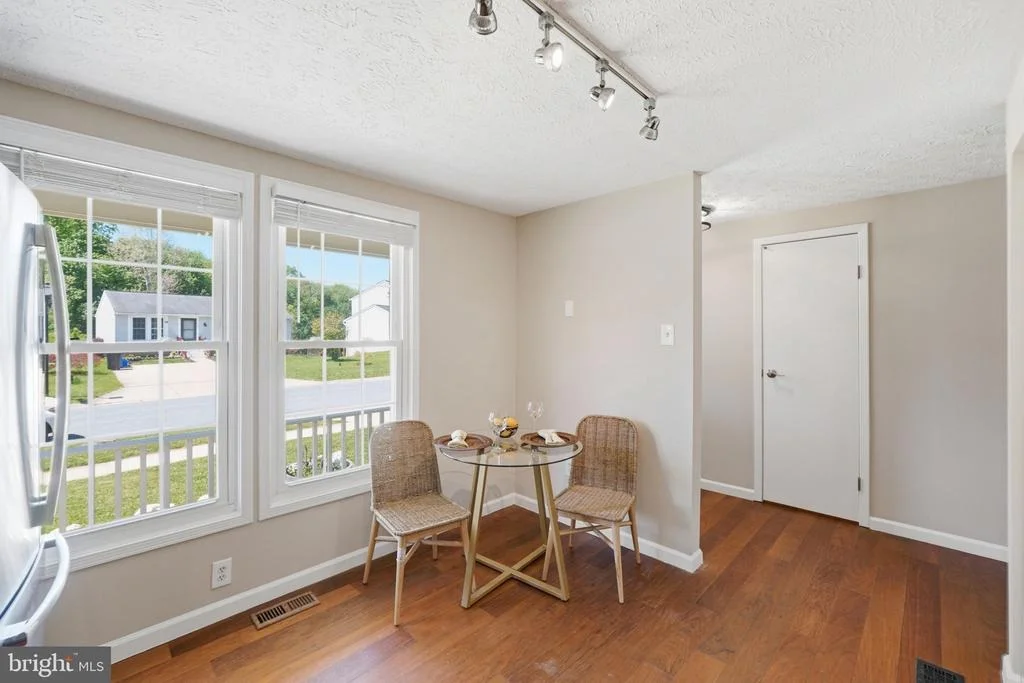 Photo of 19402 KILDONAN DRIVE