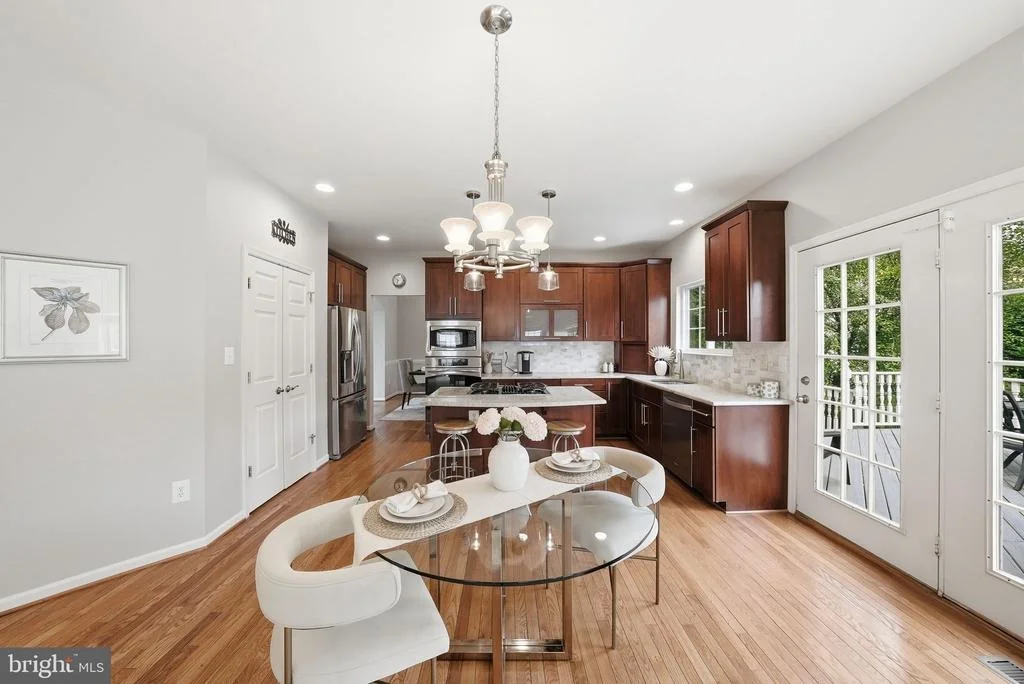 Photo of 44028 TAVERN DRIVE